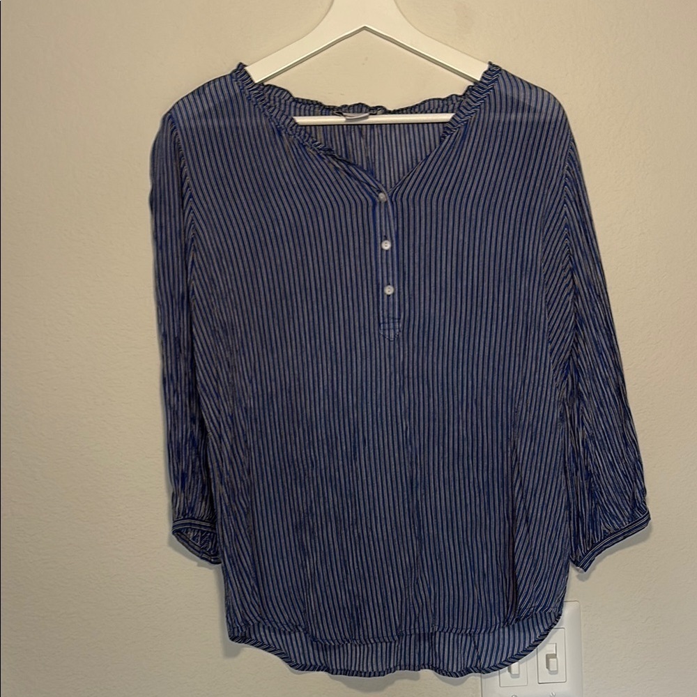 Liz Claiborne Blue Striped Blouse - size small